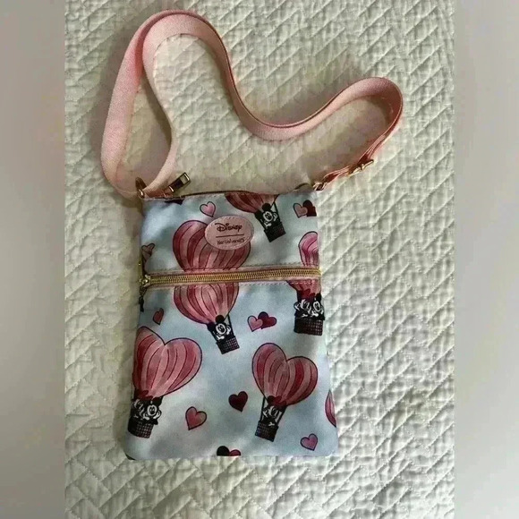 Disney Handbags - Disney Her Universe crossbody passport Mickey & Minnie Bag.